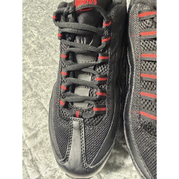 Nike Air Max Penny V Black Red Sneakers Men’s 10.5 Basketball Shoes - Picture 5 of 12